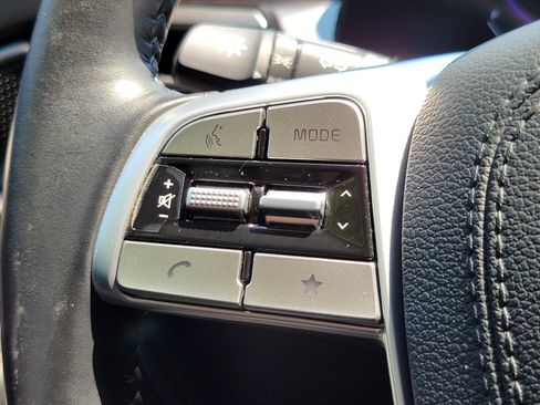 Used 2025 Kia Telluride S FWD image 17