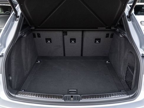 Used 2026 Porsche Macan image 37