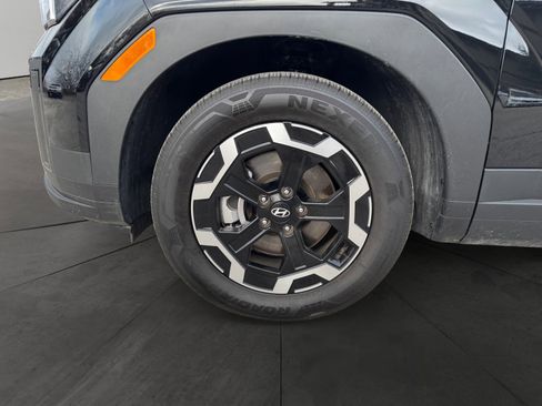 Certified 2025 Hyundai Santa Fe SE image 14