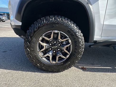 New 2026 Chevrolet Colorado ZR2 w/ Technology Package image 9