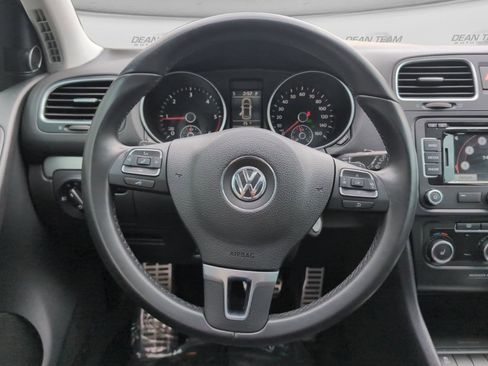 Used 2013 Volkswagen Golf TDI FWD image 17