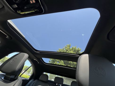New 2026 Mercedes-Benz E 53 AMG e 4MATIC Sedan image 31