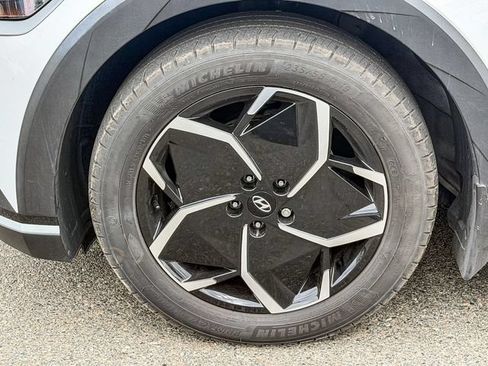 Certified 2024 Hyundai Ioniq 5 SEL RWD image 10