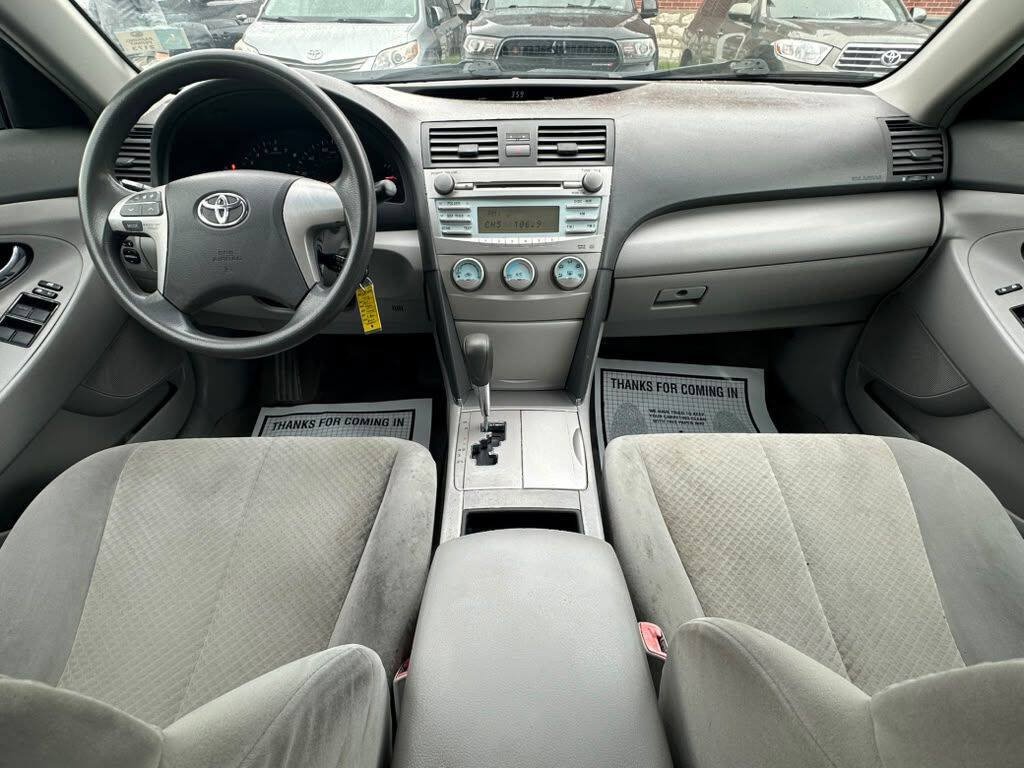 Used 2007 Toyota Camry LE FWD image 14