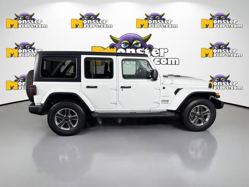 Used 2021 Jeep Wrangler Unlimited Sahara w/ Uconnect 4C Nav & Sound Group image 4