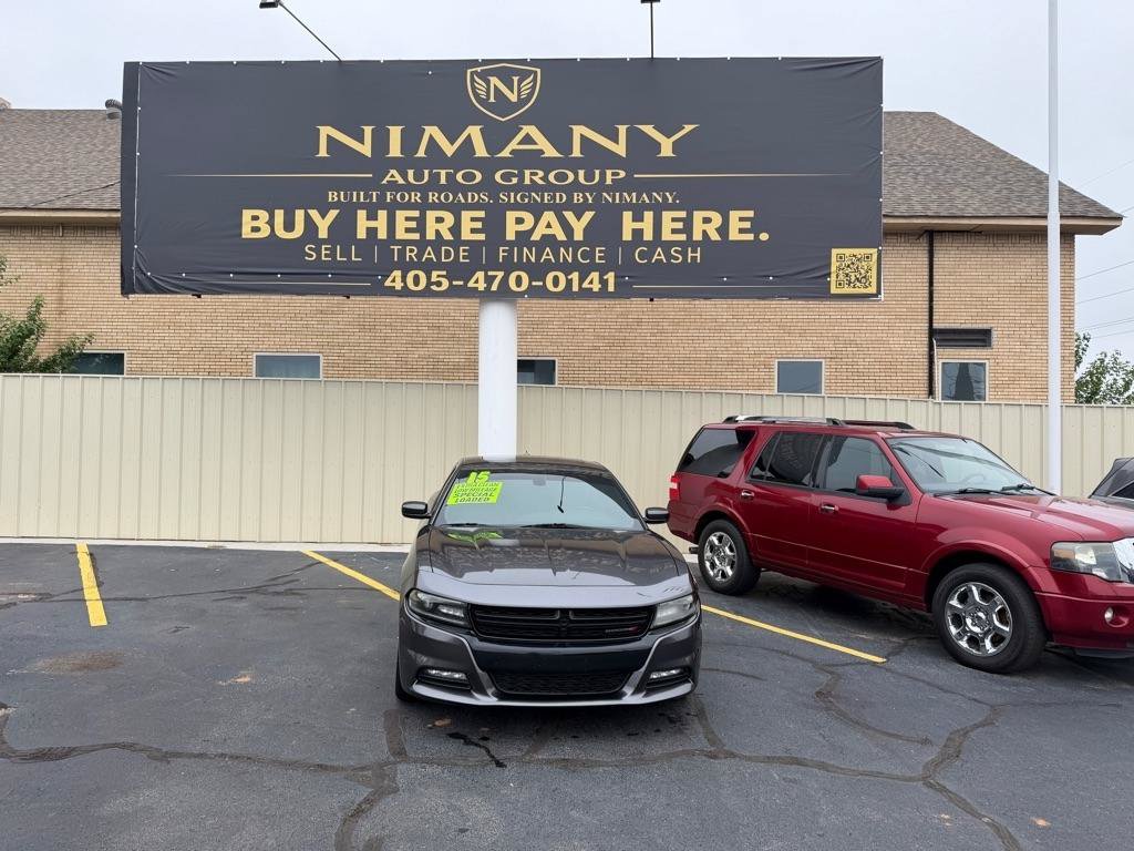 Used 2015 Dodge Charger R/T w/ Plus Group RWD image 2