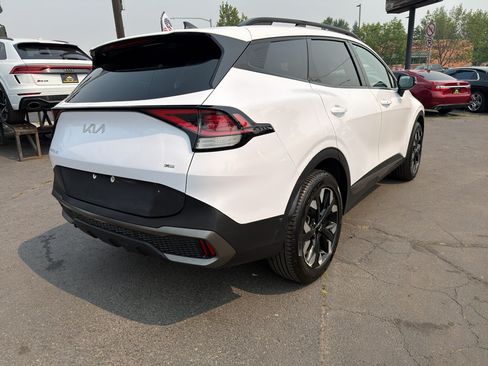 Used 2023 Kia Sportage X-Line AWD/4WD image 7