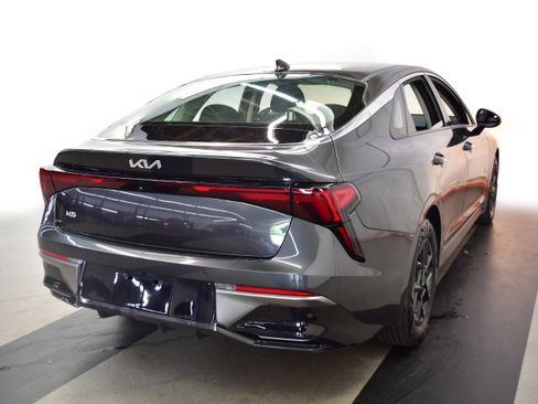 Used 2025 Kia K5 LXS FWD image 7