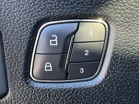 Used 2019 Ford F150 Lariat w/ Equipment Group 502A Luxury image 20