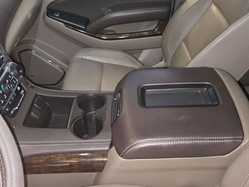 Used 2020 Chevrolet Tahoe LT image 21