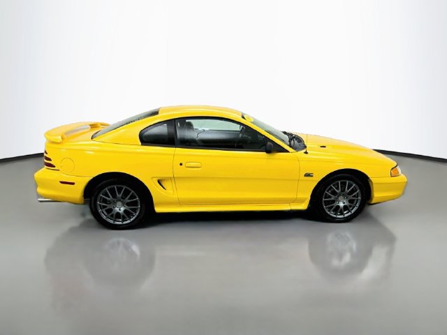 Used 1995 Ford Mustang GT RWD image 8