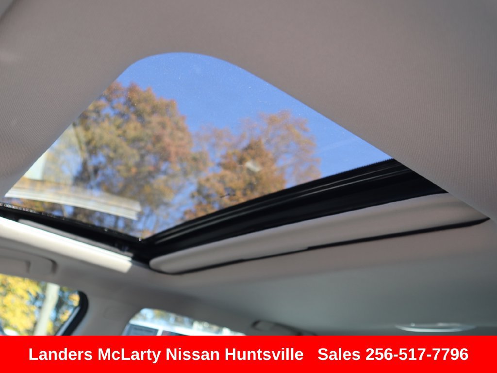 Used 2025 Nissan Altima 2.5 SR w/ SR Premium Package FWD image 18