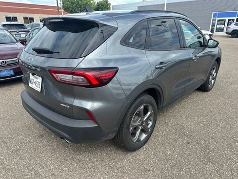 Used 2025 Ford Escape ST-Line Select AWD/4WD image 3