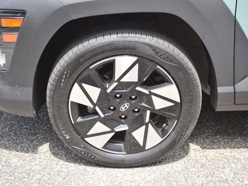 Used 2025 Hyundai Kona SEL AWD/4WD image 13