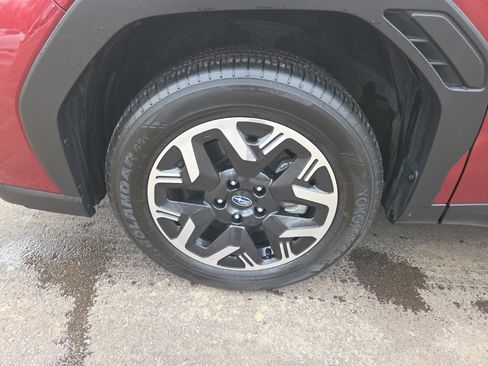 Certified 2025 Subaru Forester Premium image 9