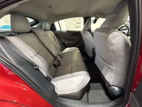 New 2026 Toyota Prius LE FWD image 21