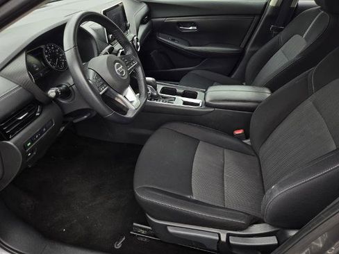 Certified 2021 Nissan Sentra SV FWD image 17