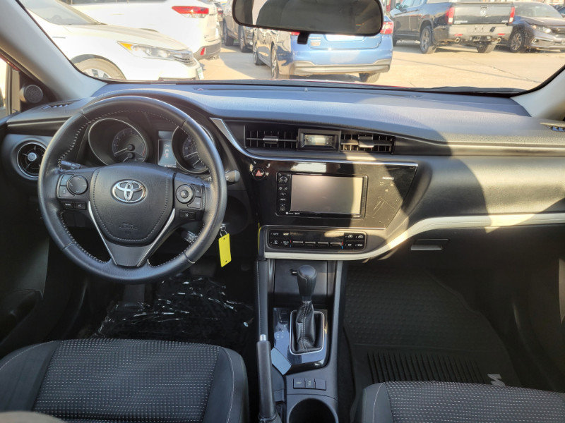 Used 2018 Toyota Corolla iM w/ All-Weather Mat Package FWD image 27