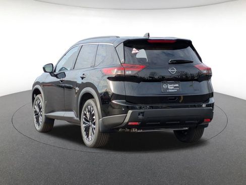 New 2026 Nissan Rogue SV image 7