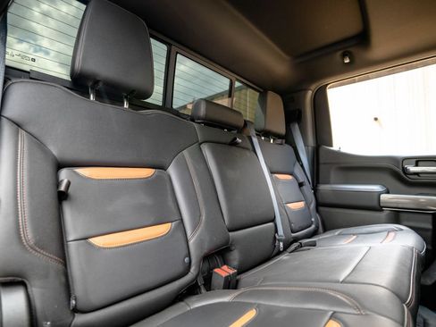 Used 2021 GMC Sierra 1500 AT4 w/ AT4 Premium Package AWD/4WD image 34