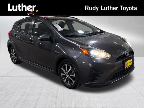 Used 2018 Toyota Prius C Two FWD image 1