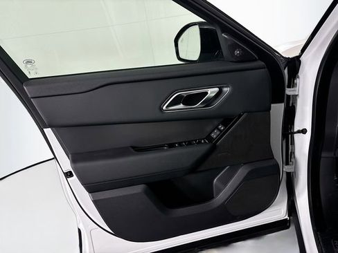 Used 2026 Land Rover Range Rover Velar S image 11