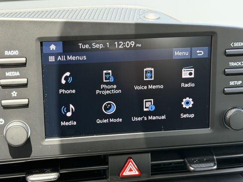 New 2026 Hyundai Elantra SEL Sport FWD image 21