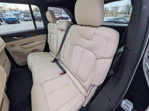 New 2026 Jeep Grand Cherokee Limited w/ Limited Altitude Package image 16