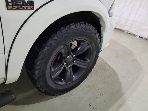 Used 2018 RAM 1500 Sport image 25
