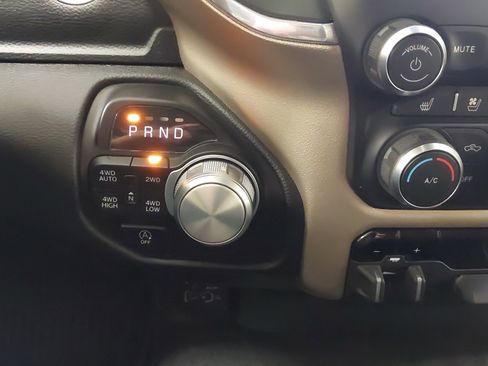 Used 2022 RAM 1500 Laramie AWD/4WD image 21