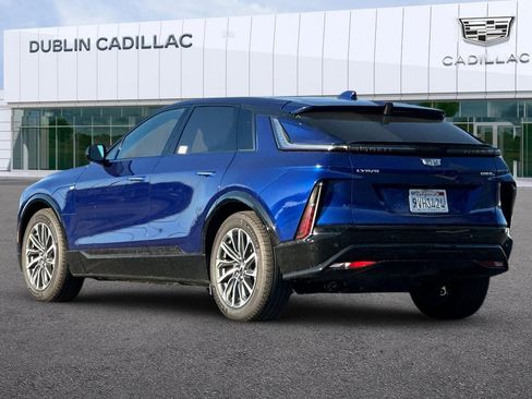 Used 2025 Cadillac Lyriq Sport image 6
