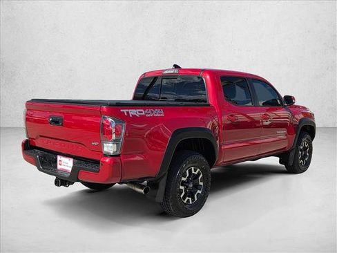 Certified 2022 Toyota Tacoma TRD Off-Road w/ TRD Premium Off Road Package AWD/4WD image 5