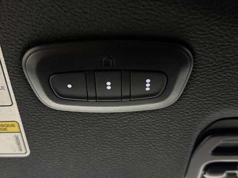 Used 2022 Jeep Gladiator Sport image 25