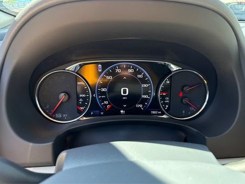 Used 2024 GMC Terrain Denali w/ Denali Premium Package AWD/4WD image 15