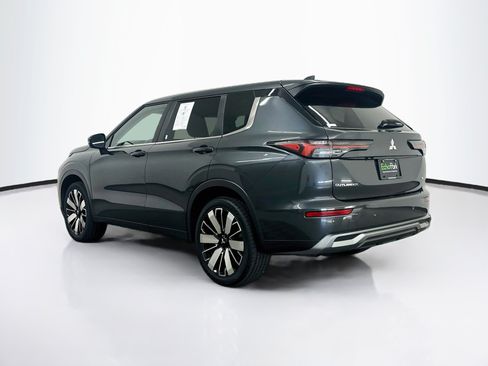 Used 2025 Mitsubishi Outlander SE AWD/4WD image 5