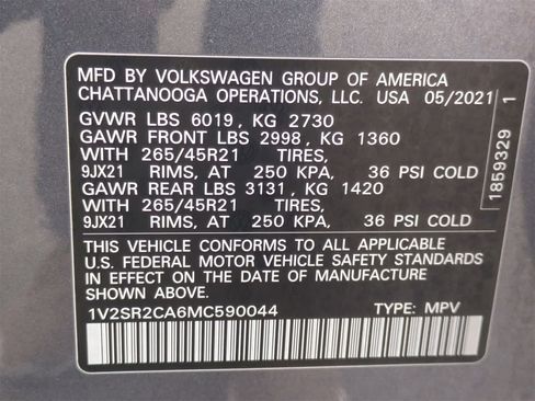 Used 2021 Volkswagen Atlas SEL R-Line image 39