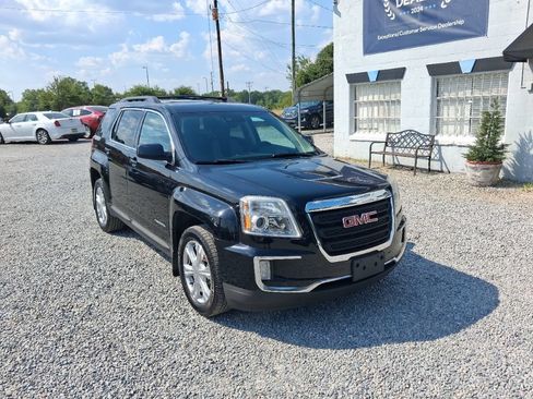 Used 2017 GMC Terrain SLE w/ Technology Package AWD/4WD image 21