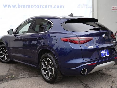 Used 2021 Alfa Romeo Stelvio Ti AWD/4WD image 4