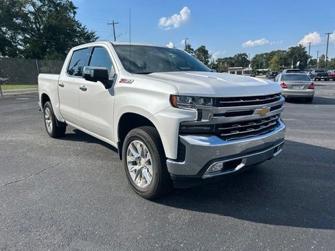 Used 2022 Chevrolet Silverado 1500 LTZ w/ LTZ Premium Package AWD/4WD image 6