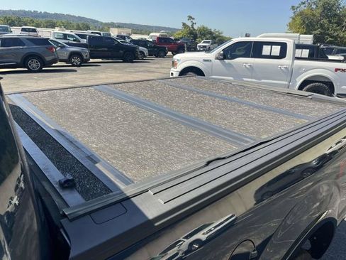 Used 2016 Ford F150 Lariat w/ Equipment Group 502A Luxury AWD/4WD image 13