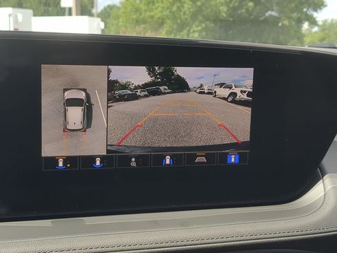 Used 2026 Buick Encore GX Sport Touring w/ Advanced Technology Package image 14