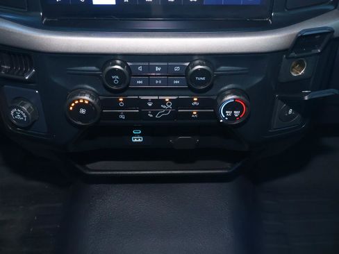 Used 2024 Ford F150 XL image 23