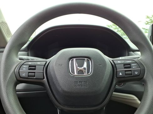Certified 2024 Honda Accord EX image 26
