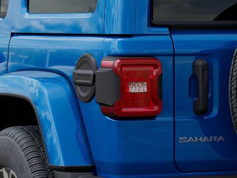 New 2026 Jeep Wrangler Unlimited Sahara AWD/4WD image 9
