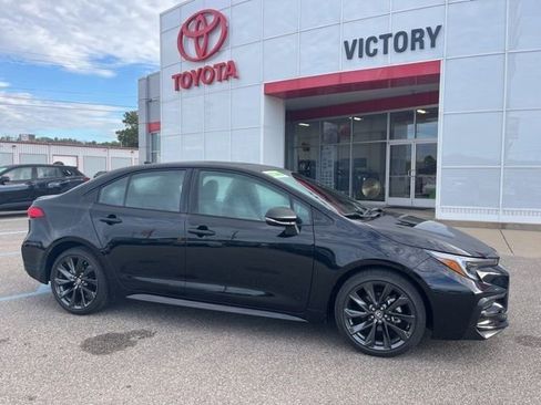 Used 2025 Toyota Corolla SE image 7