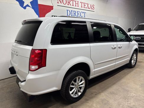 Used 2016 Dodge Grand Caravan SXT FWD image 9
