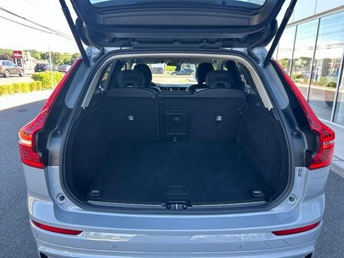 Used 2025 Volvo XC60 B5 Plus AWD/4WD image 11