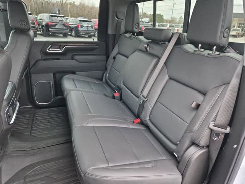New 2026 GMC Sierra 2500 SLT w/ SLT Convenience Package image 9