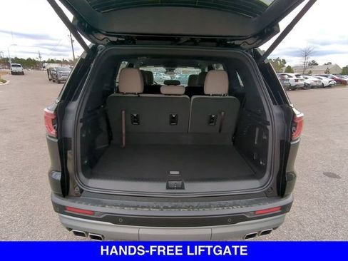 New 2025 GMC Acadia Elevation image 35