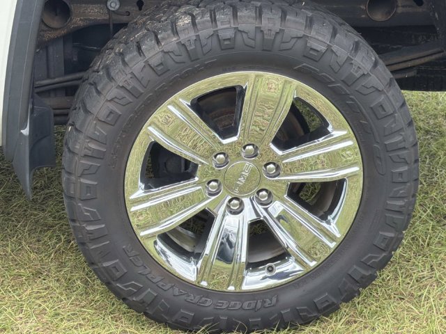Used 2018 GMC Sierra 1500 SLT AWD/4WD image 16